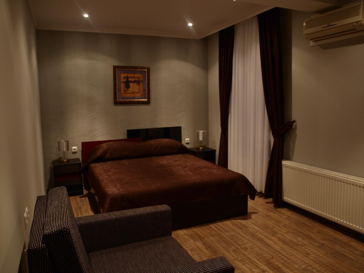 Hotel Mimoza Razgrad Extérieur photo