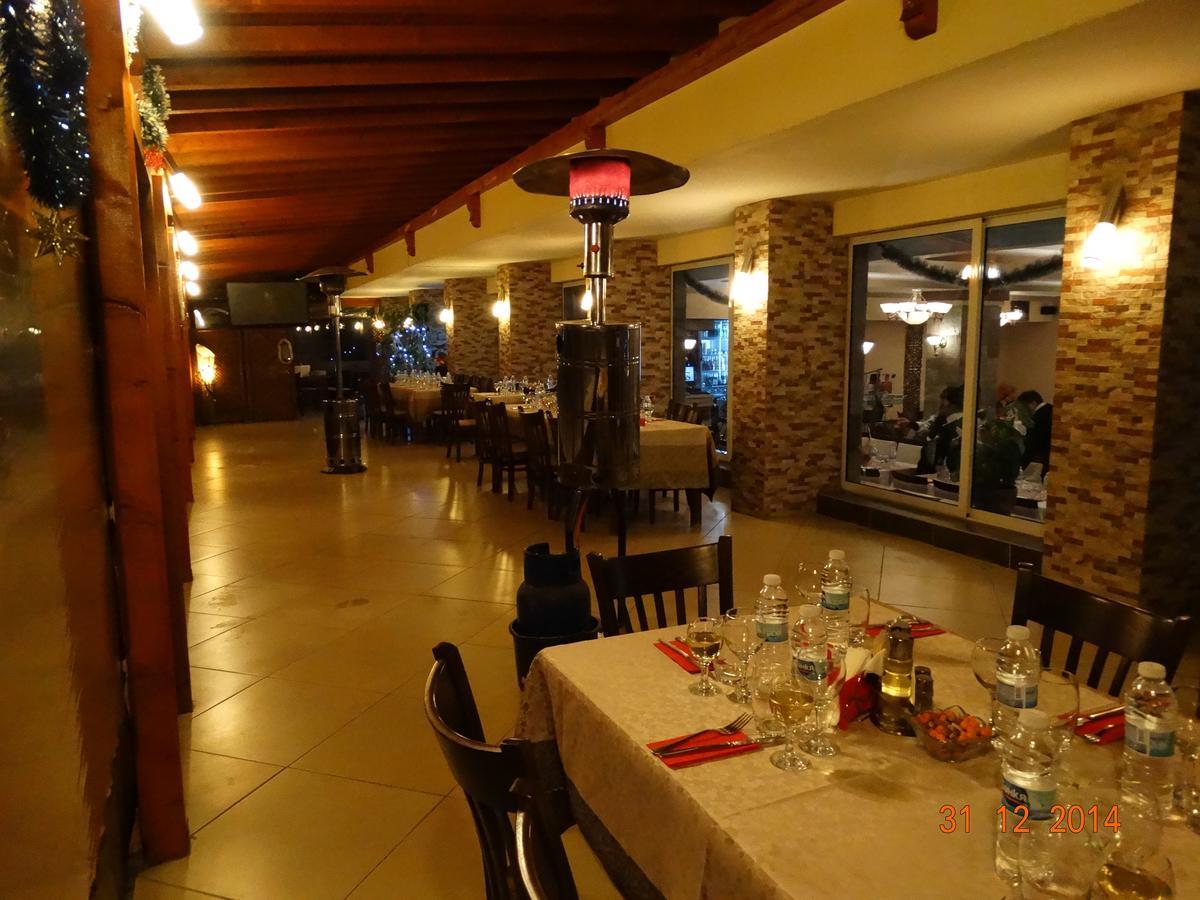 Hotel Mimoza Razgrad Extérieur photo