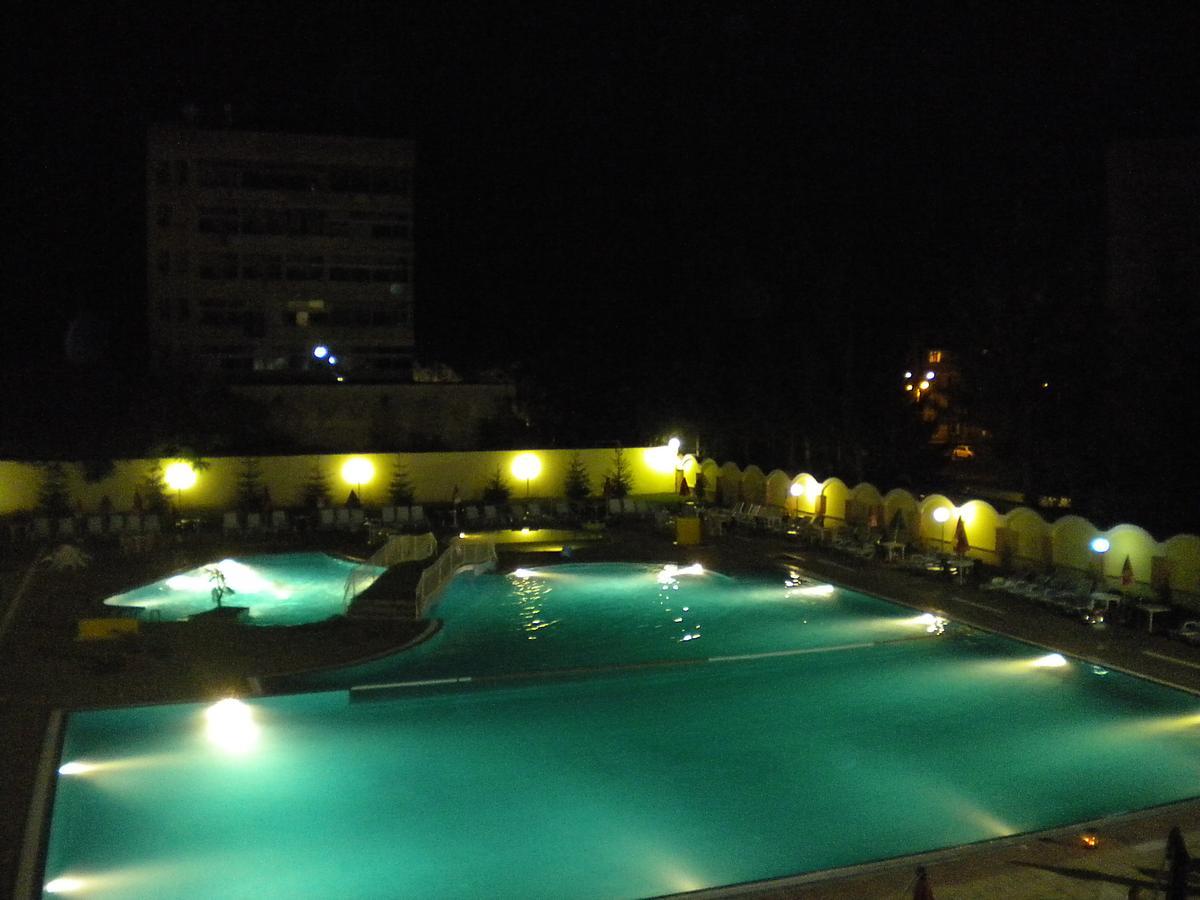Hotel Mimoza Razgrad Extérieur photo