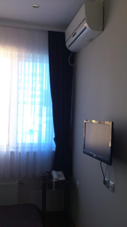 Hotel Mimoza Razgrad Extérieur photo